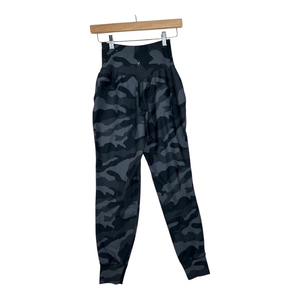 Old Navy Active Powersoft‎ Camo Jogger Pants size XS Gray